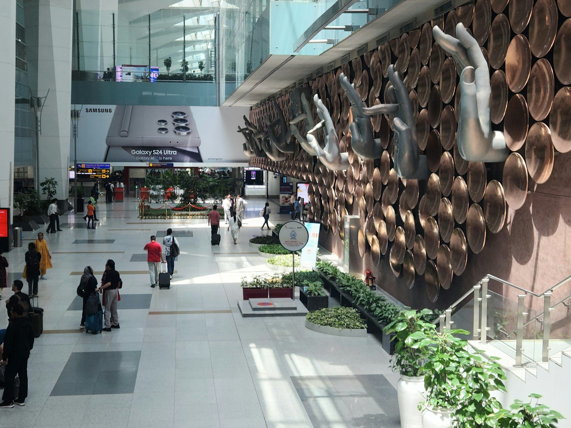 Travelling to India: the e-Visa, the e-Arrival Card, Air Suvidha and what to print